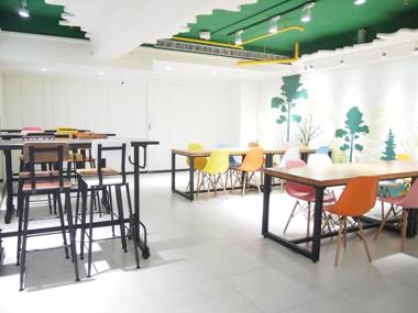 Fairytale Yi Su Hotspring Hotel