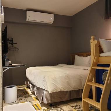 Slow Wow Hot Spring Hotel