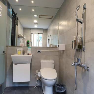 Slow Wow Hot Spring Hotel