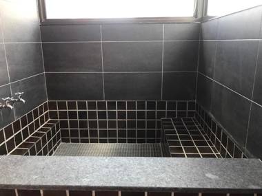 Ruo Shui Hotspring Hotel