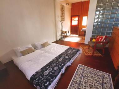 白紙寓所blank slate B&B-鄰近夜市四人包棟