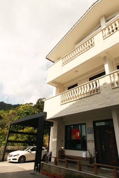 Zhen Guesthouse