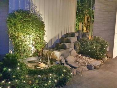 Full Moon Boutique Motel