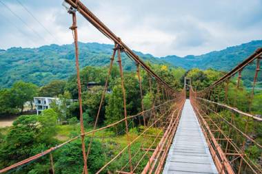 Hu Shan Hot Spring Hotel