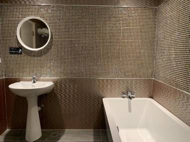 Roppongi Motel - JianHua