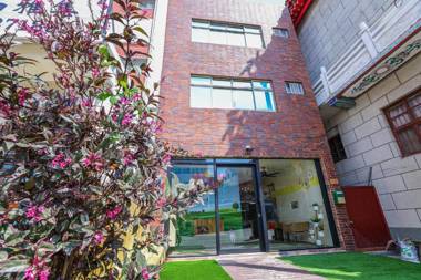 Colorful Balloons Homestay