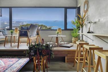 H& Jiufen The Ocean Theory