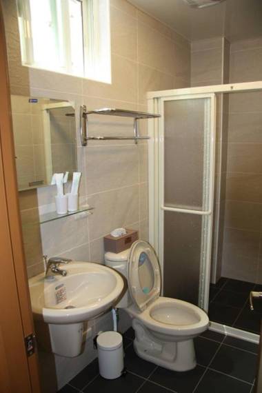 Jiufen Back Yard Homestay