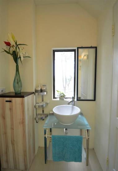 Sanyi Wei Wei Feng B&B