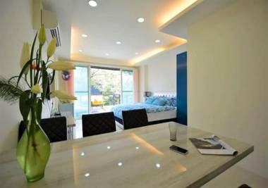 Sanyi Wei Wei Feng B&B