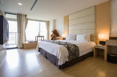 Tai-Yi Red Maple Resort