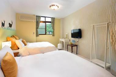 Sun Moon Lake Loft Inn