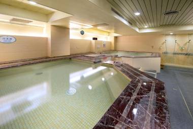 Le Midi Hotel Chitou