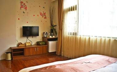 Lake In Mountain B&B