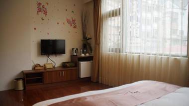 Lake In Mountain B&B