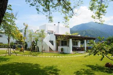 Smile Food Spa Bed And Breakfast