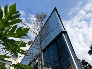 愛黏在一起設計師民宿 Lovers BNB