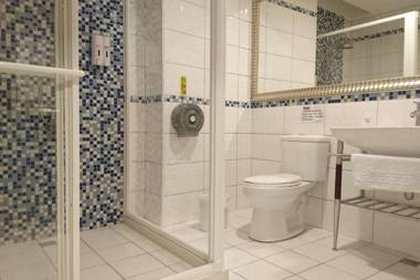 Mountain Fish Water Hotel