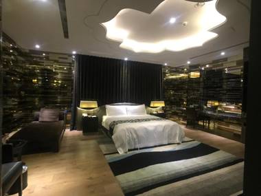 Ease Hotel - Puli Guan Yue