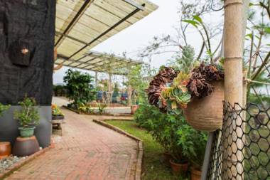 Pu Su Garden Bed and Breakfast