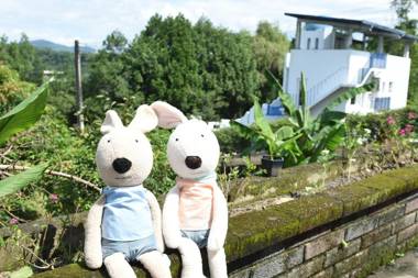 藍屋頂民宿Blue Dome