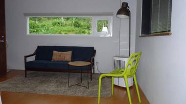 Xi Tou in Sunny Day Inn