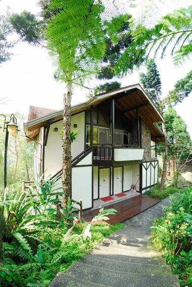 Shinmingshan Holiday Inn