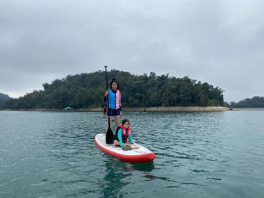 日月彩舟 日月潭背包客旅店 Sun Moon Lake Rainbow SUP Hostel
