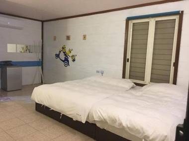 Lakeside Camping Resort