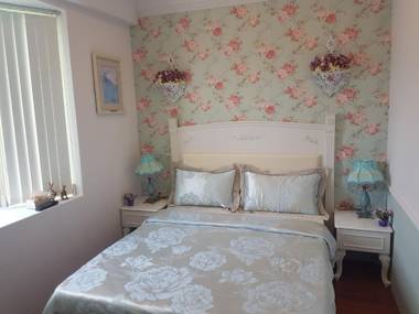 Loving Hut Paradise Island Vegan B&B