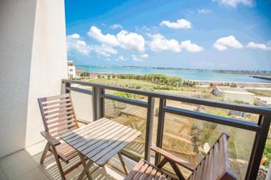 The Laid-back Dragon Lodge