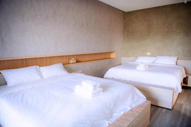 To Be Smoothies Homestay