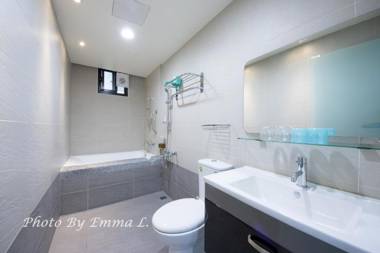 Quan World My Home B&B