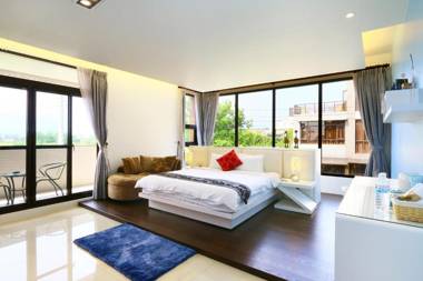 Sakura Love River Bed and Breakfast