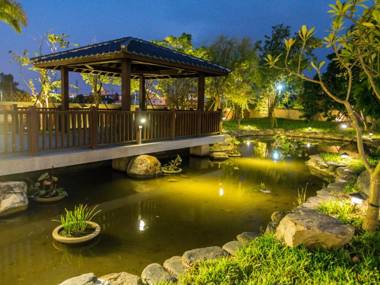 Qing Ping Jn Humanities Hall