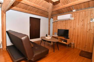 Chinbe D.S House B&B