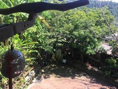 Music House Homestay