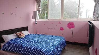 Yushow Library Villa