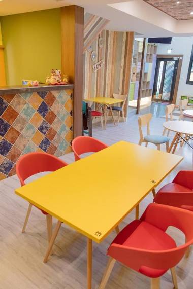 Wow Haha Foodie House