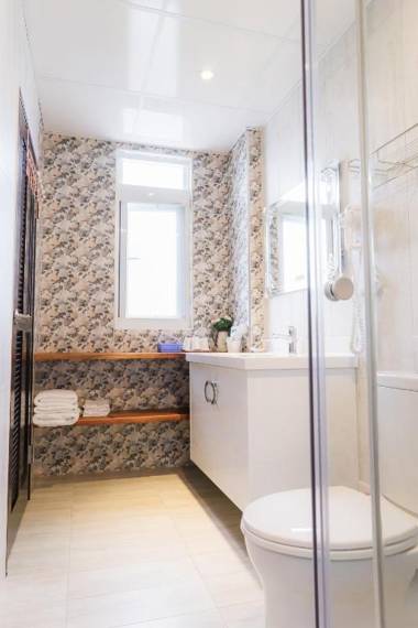 Books & Woods Bed and Breakfast