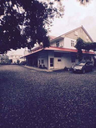 Golden flower Homestay