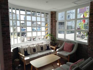 Little Time Guesthouse