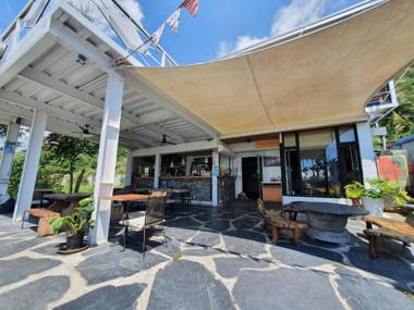 Tropical Low Boundary B&B