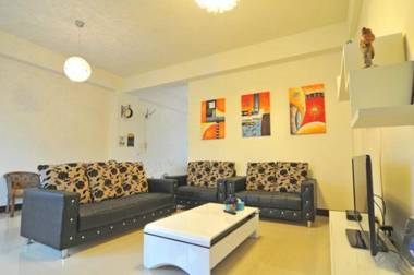 H& Knock Knock style inn