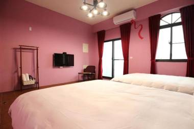 Mushroom Castle Guesthouse