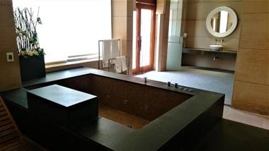 Her Home Spa Motel Xinying