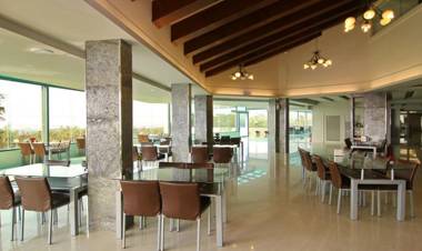 Wusanto Huching Resort Hotel