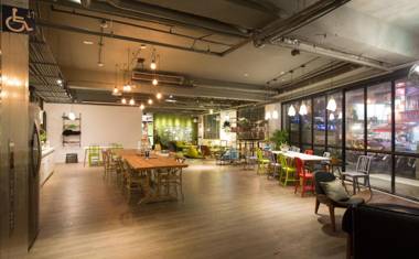 Light Hostel - Tainan