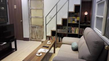 古都101 台南4-7人包棟斜屋頂老宅民宿 證號425號