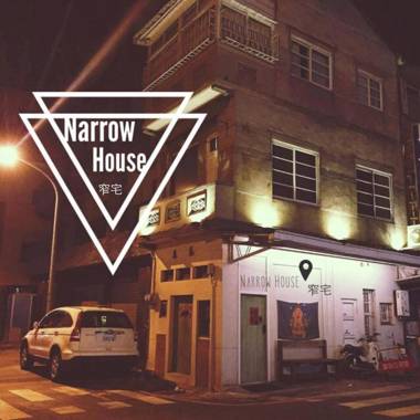 Narrow House